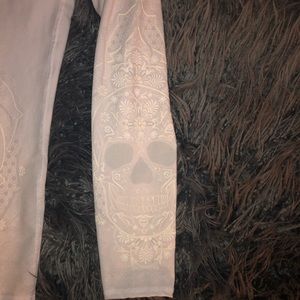 NWOT EVCR Skull Legging